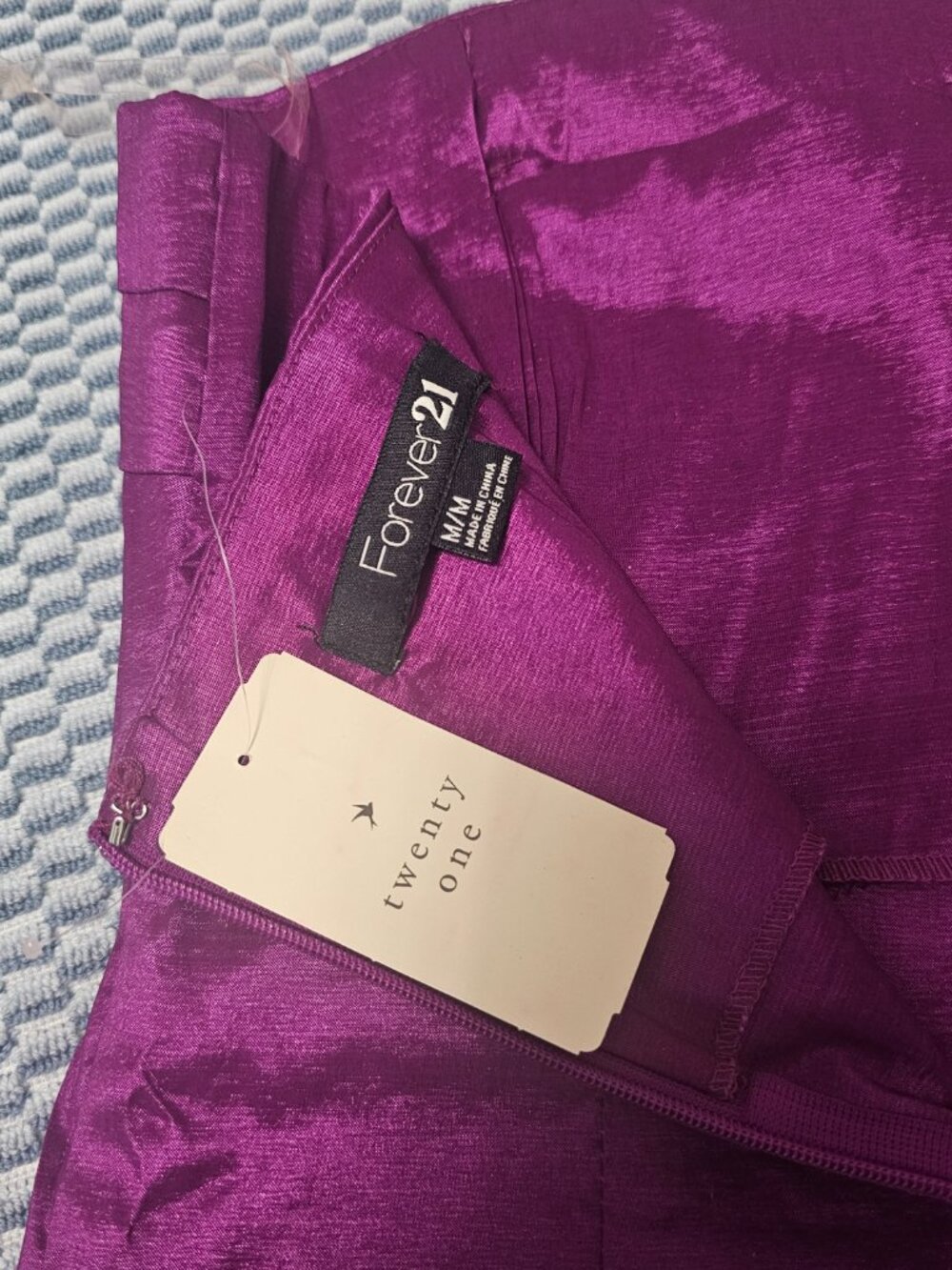 NEW Forever21 Purple Strapless Satin Tube Cocktail Mini Dress - Size Medium - Picture 4 of 6